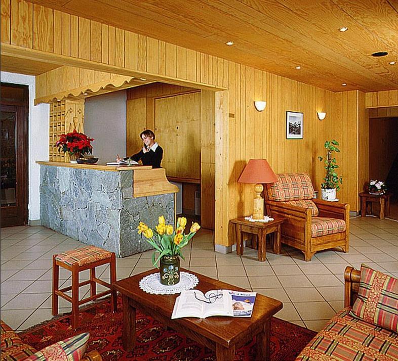 Hotel Le Dome Альп-д'Юэз Экстерьер фото